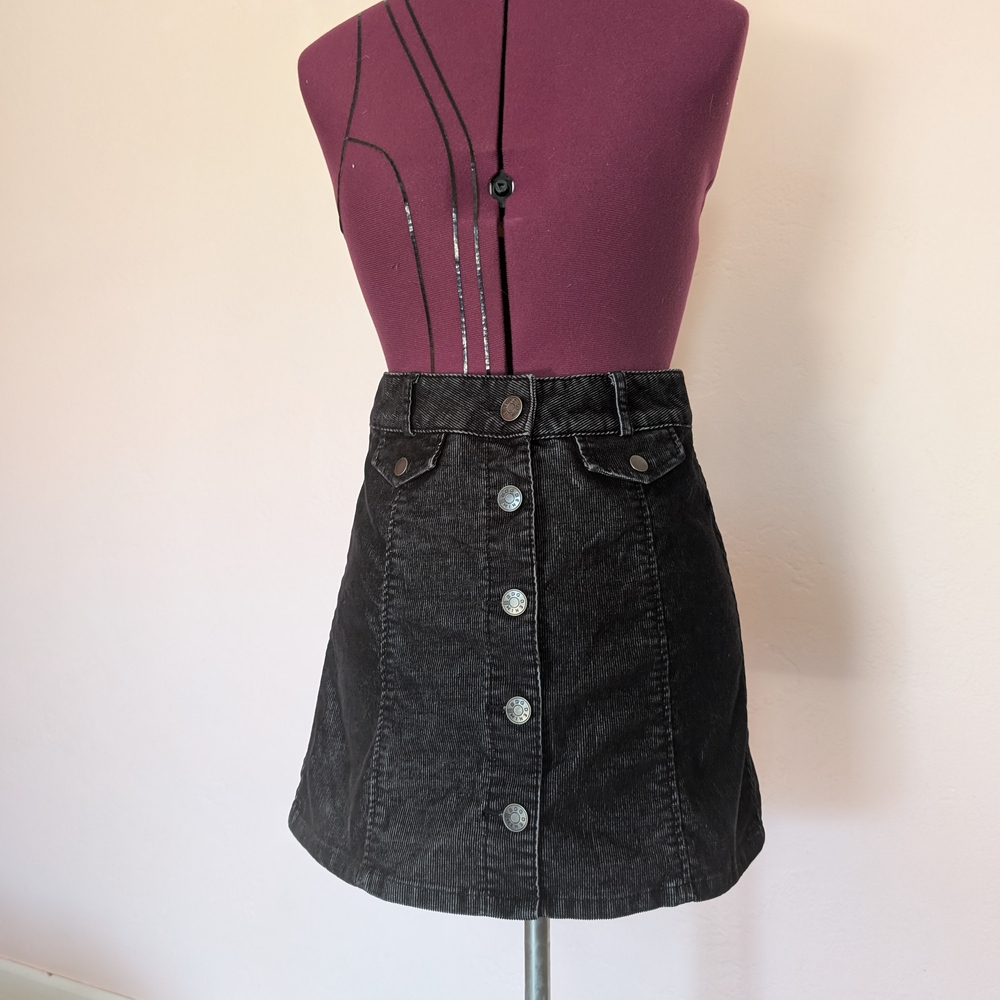 Black Button-Front Denim Skirt